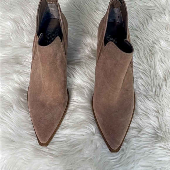 Vince Camuto Bootie - Picture 4 of 5